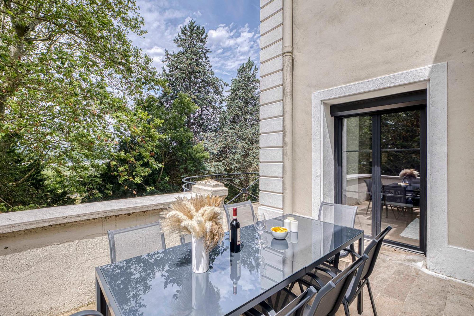 1 - Grand Appartement Spacieux Dans Un Chateau Du 17Eme Siecle, A 15Min De Lyon Vourles Exteriör bild